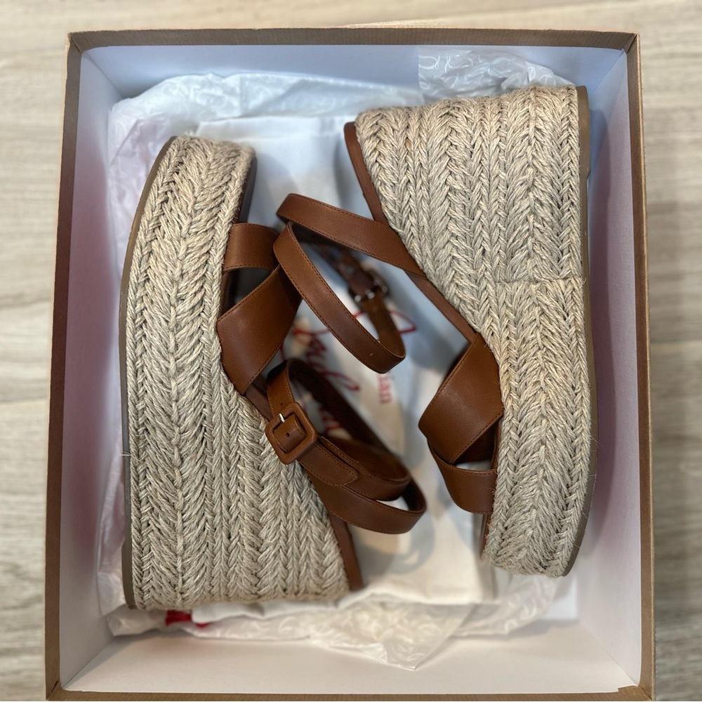 Gorgeous! Worn once! Christian Louboutin Marisa Zeppa 42 - Picture 9 of 9